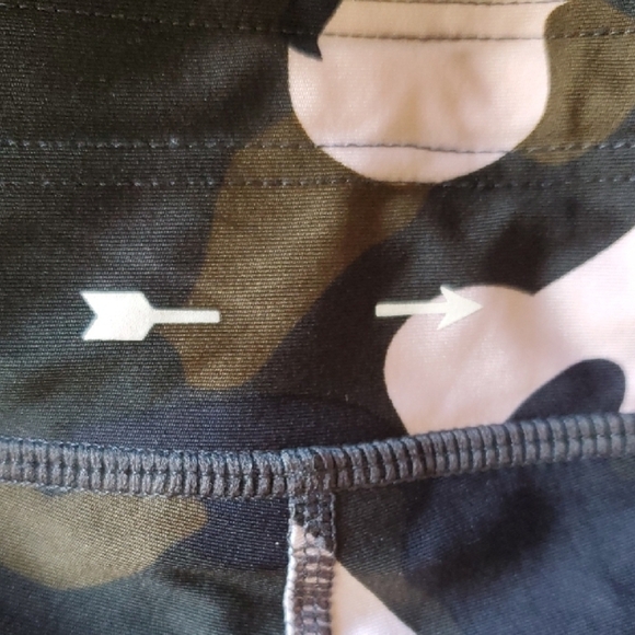 The Upside Green and Black Leggings with Camouflage Pattern - Picture 8 of 8